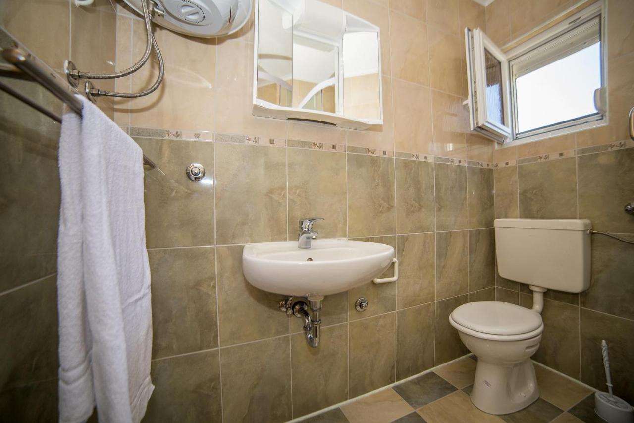 Apartman Bangel Lokva Rogoznica Exterior foto